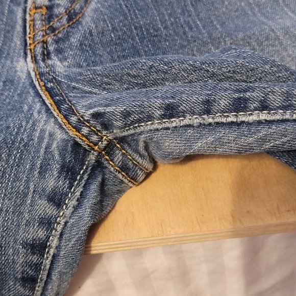 Levis 515 Dark Blue Bootcut Womens 16 Short Distressed Bottom Edge - Picture 13 of 15